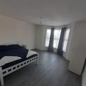 Homestay Rayan's Stratford, London